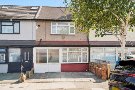 Leyburn Road, Edmonton, N18