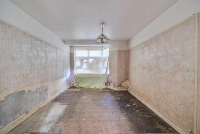 1382625-3-691c868...