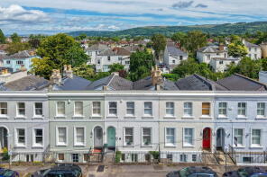 22, Victoria Terrace, Cheltenham GL52 6BN