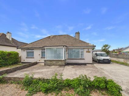 Illogan, Redruth, Spacious detached bungalow
