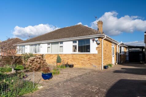 Moreton Close, Bishops Cleeve, Cheltenham, GL52