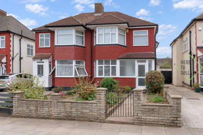 Westerham Avenue, London, N9