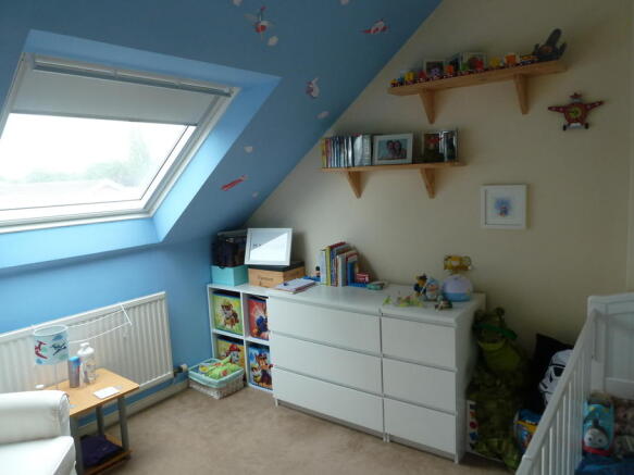 Photo 10
