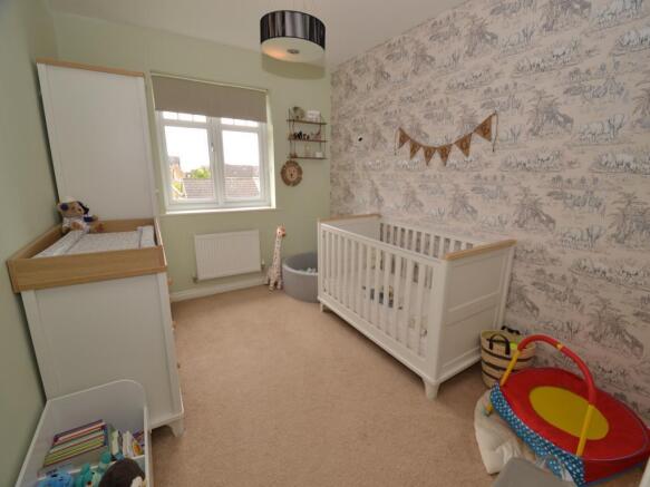 4 bed Detached for sale Image 11