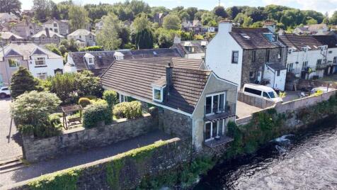 Tudor Cree, King Street, Newton Stewart, Dumfries and Galloway, DG8