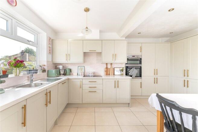 2 bed Semi-Detached for sale Image 9