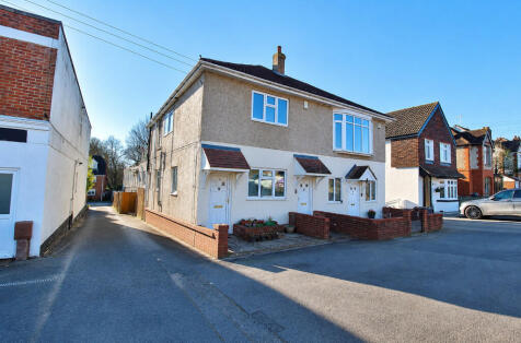 Stakes Road, Waterlooville