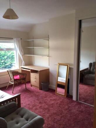 chase-road-kt19-8tl-910120