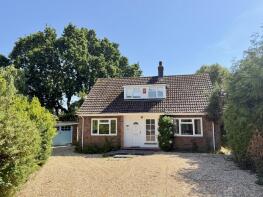 5, Daniells Close, Lymington SO41 3PQ