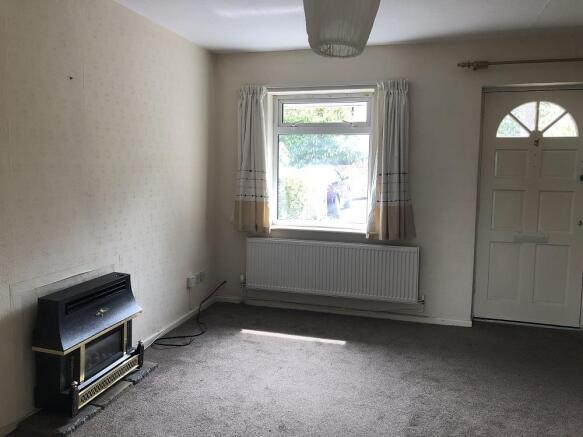 Prospect Gardens, 9 lounge.jpg
