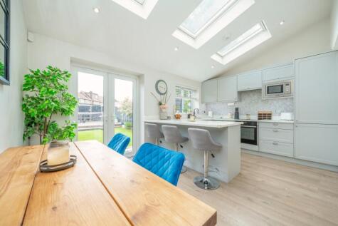 Elgin Avenue, Ashford, TW15