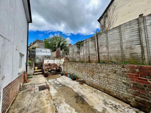 4 Kingsdown - Side Photo..jpg