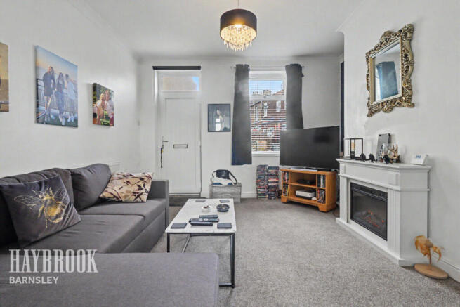 2 bed Semi-Detached for sale Image 5