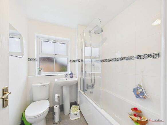 3 bed Detached for sale Image 11