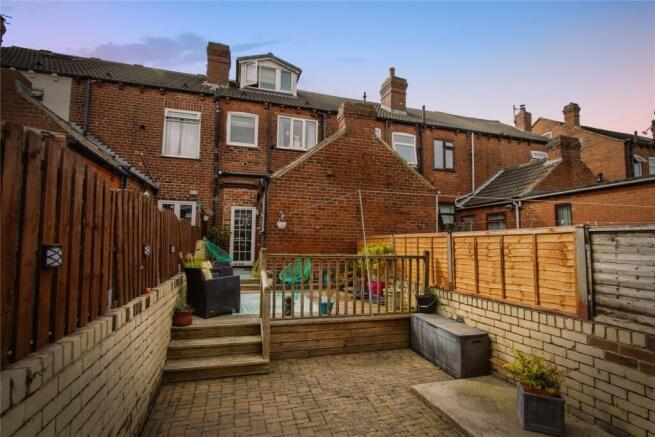 3 bed Terraced for sale Image 4