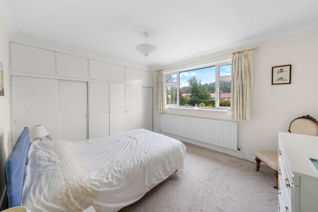 3 bed Detached for sale Image 8