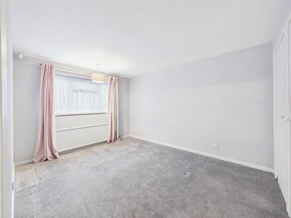 2 bed Detached Bungalow for sale Image 4