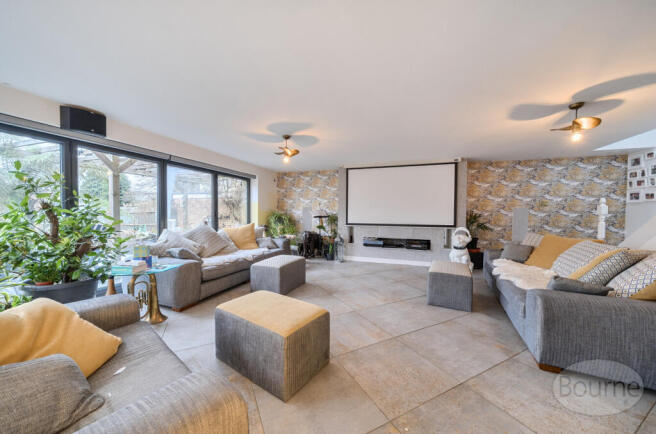 890a603f-0582-411...