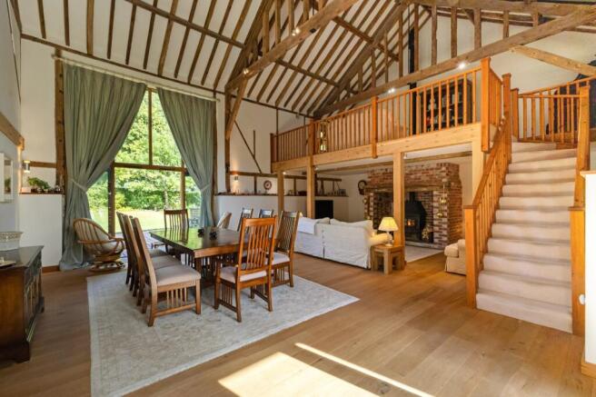 Sitting/Dining Room
