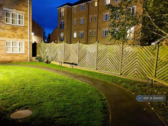 2 bed Flat to rent Image 9