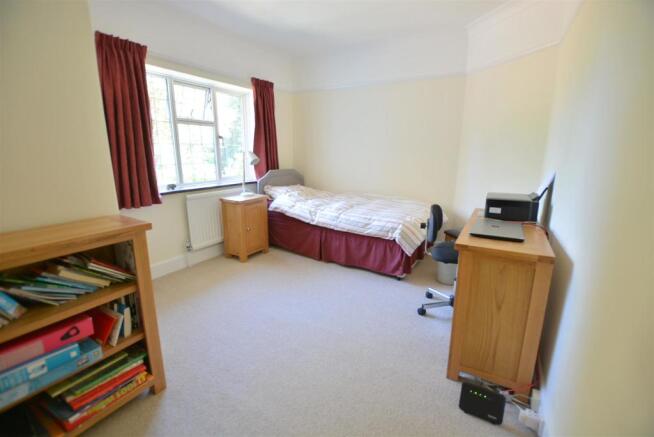 Bed 3.JPG