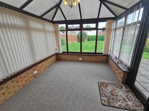 40 Mounton Drive, Conservatory.jpg