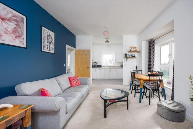 90_Bailey_Place_Crowborough_TN61FP_RootsPropertyMa