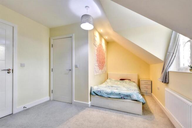 Bedroom 3_1.jpeg