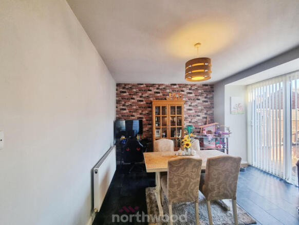 3 bed Terraced for sale Image 6