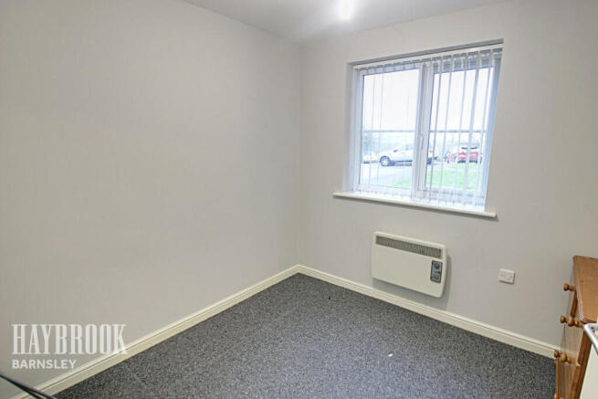 2 bed Apartment for sale Image 6