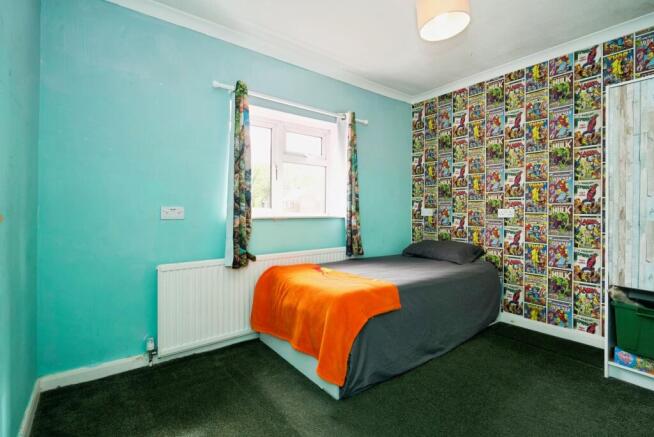 4 bed Semi-Detached for sale Image 11