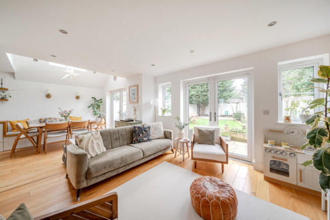 1423518-15-69aed4...