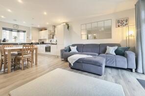 3, Maynard Drive, Hook RG27 9FH