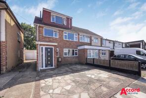 22, Essex Close, Romford RM7 8BD