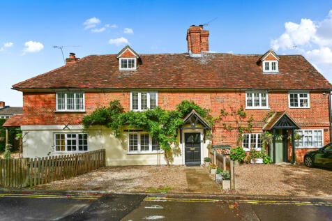 Plough Road, Yateley, Hampshire, GU46