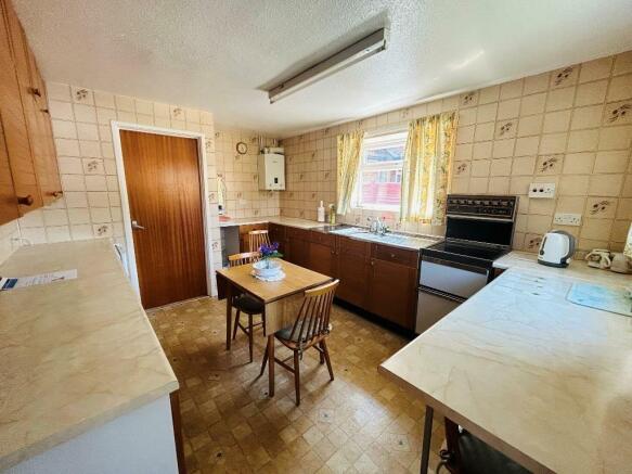 Kitchen.JPEG