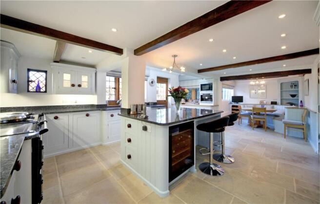 Kitchen/Breakfast Rm