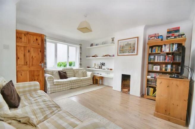 SITTING ROOM