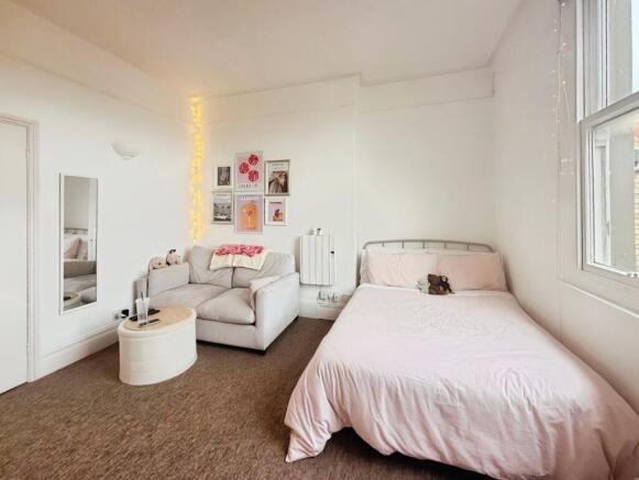Studio Room
