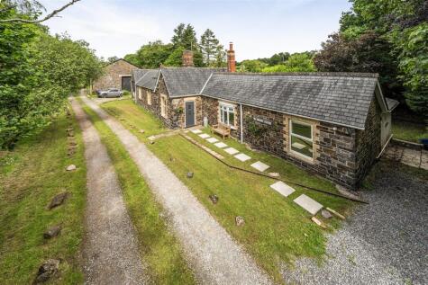 East Anstey, Tiverton