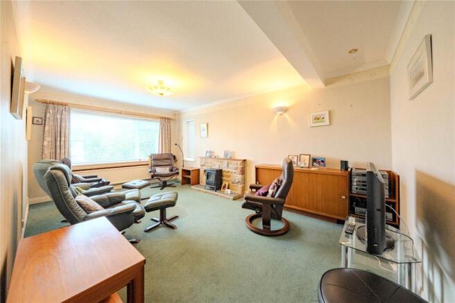 3 bed Detached Bungalow for sale Image 4