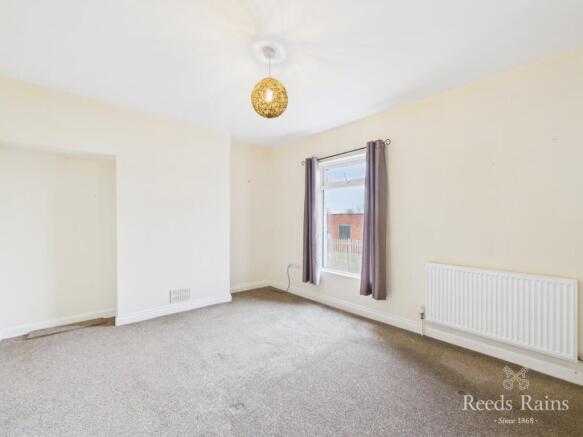 2 bed Terraced for sale Image 8