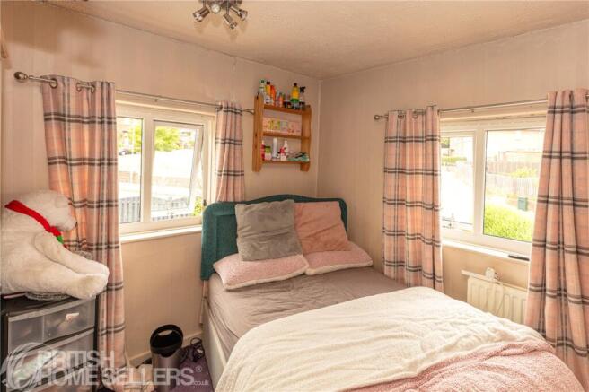 3 bed Semi-Detached for sale Image 4