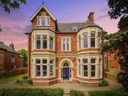 Apartment 2, 4, Vivian Avenue, Nottingham NG5 1AF