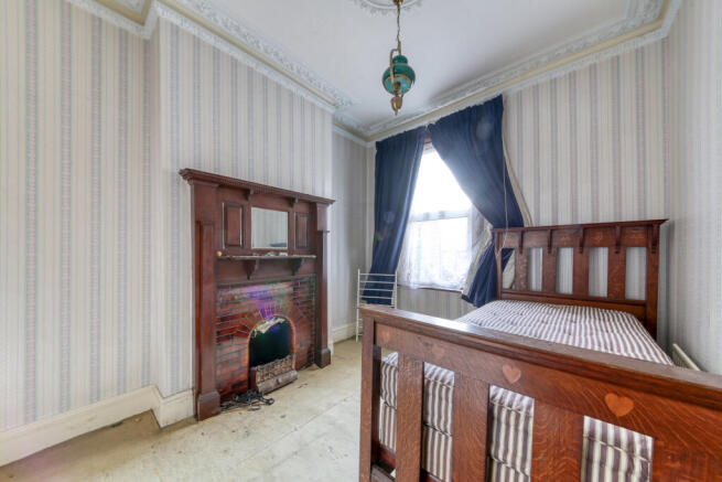 Haydons Road, London, SW19 photo 4