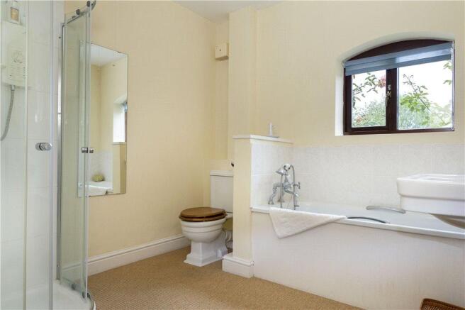 Master En-Suite