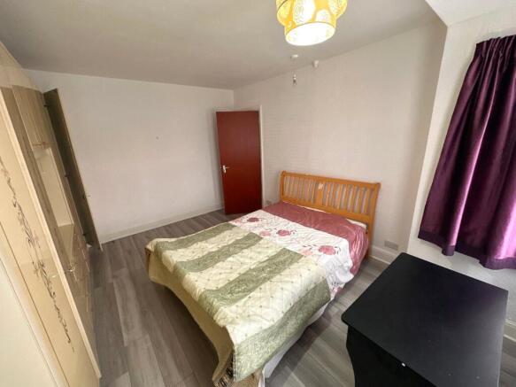 Room (2)