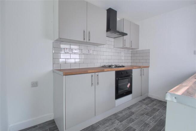 3 bed Terraced for sale Image 5