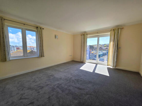 6c8640a2-bc73-42b...