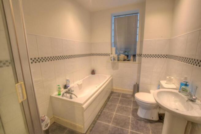 Bathroom.jpg